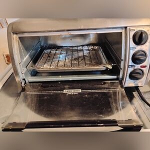 Black And Decker toaster Oven